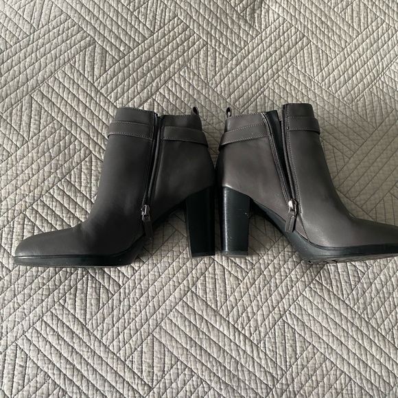 Franco Sarto Boot - Picture 3 of 4